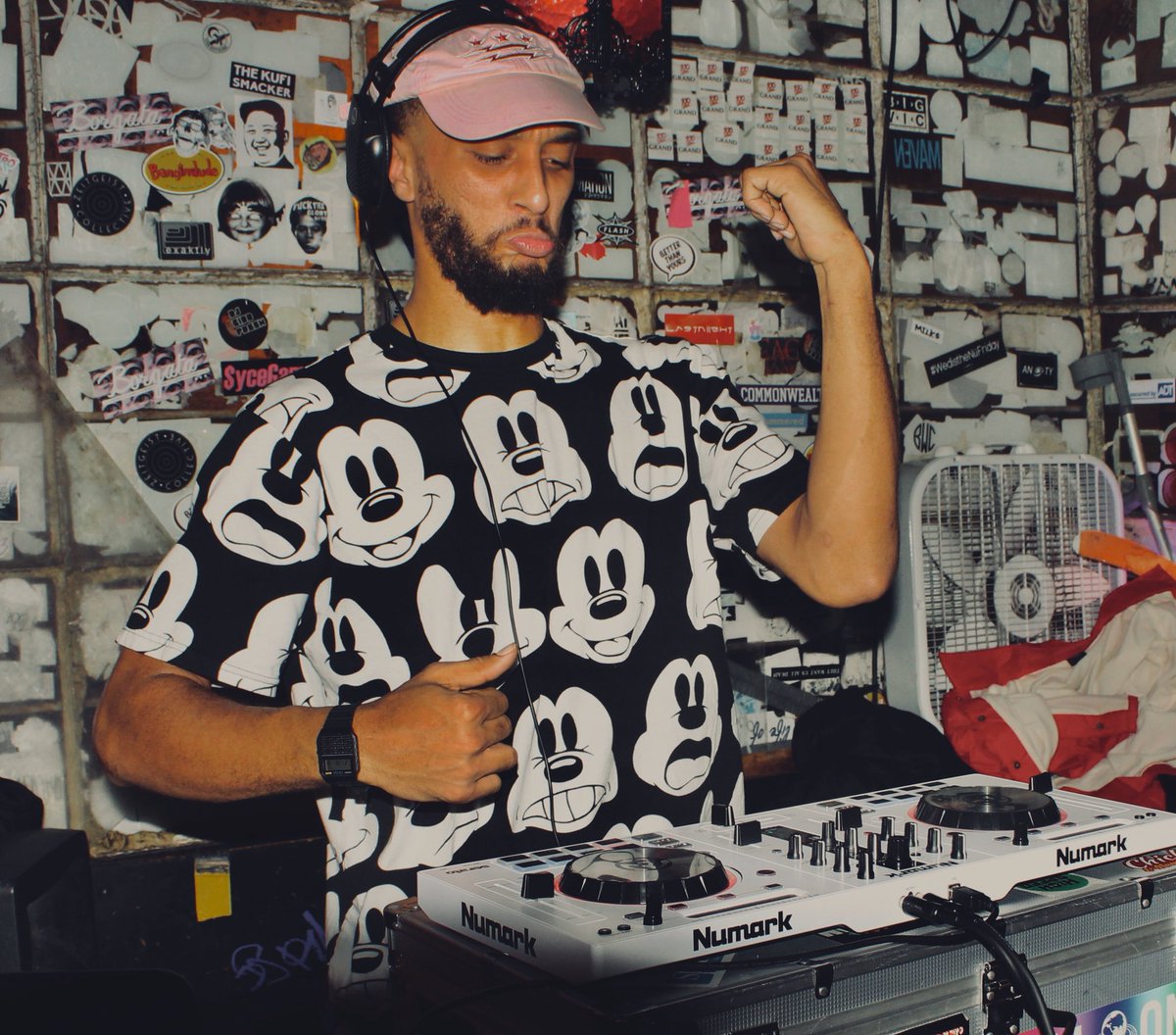 GETHIPPEnt's tweet photo. WavyCrushWednesday 
📸pc:@SamuraiSlyy 
@TheMixxstress @dancefloornowar @AloneInDaAstros @shogungunna @SupaaStatiQ 
#WAVMENTDC #GetHipp #WaviestPartyInTheWorld https://t.co/whVgEgGCcr
