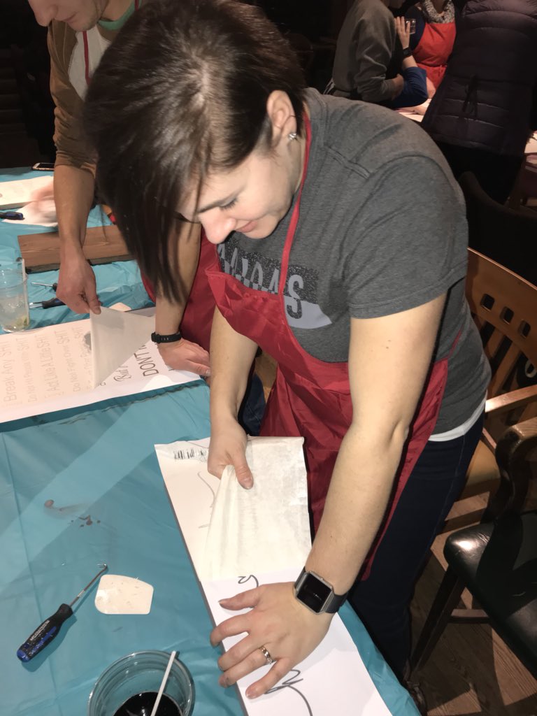 kiwalukjones's tweet photo. #designsign #paintnight #funwiththestaff #rugbyclub @StDominicYQR https://t.co/Qfape2QjMM
