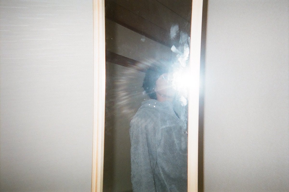 小関裕太 フラッシュと鏡のバランス 写ルンです 裕太 小関裕太 フラッシュと鏡のバランス 写ルンです 裕太