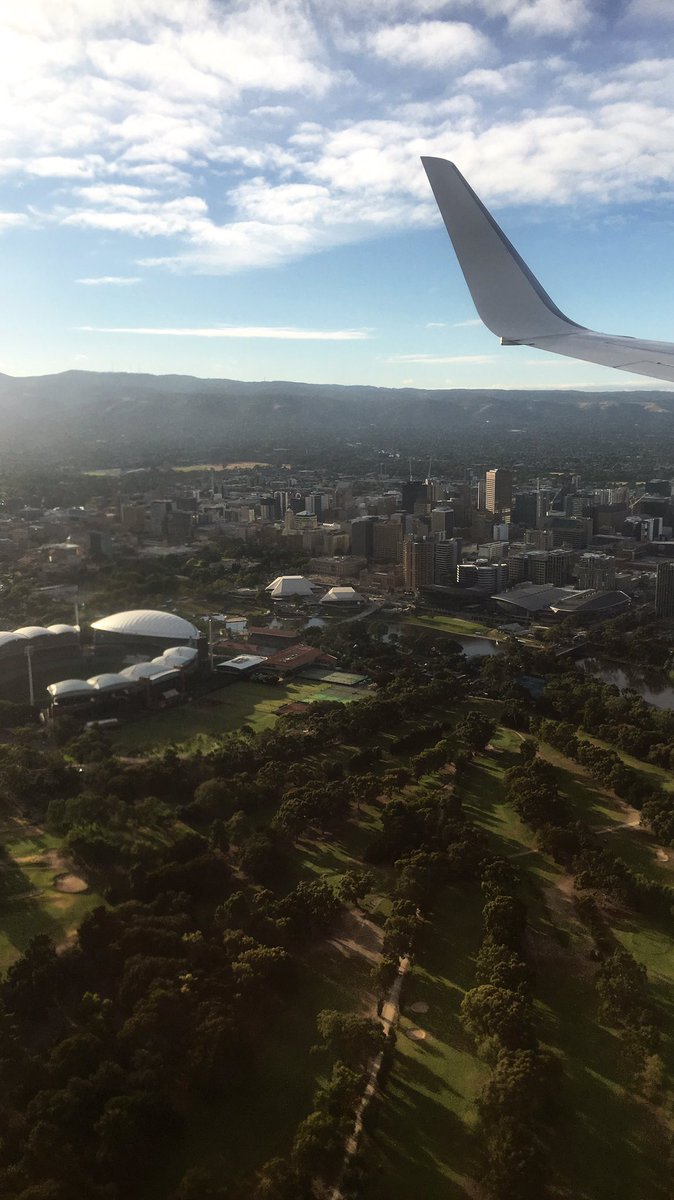 WomensAusOpen's tweet image. So the views are pretty good if you want to fly here and watch some golf over the weekend! #WomensAusOpen #expectbrilliance 📸: @liv_klineXx