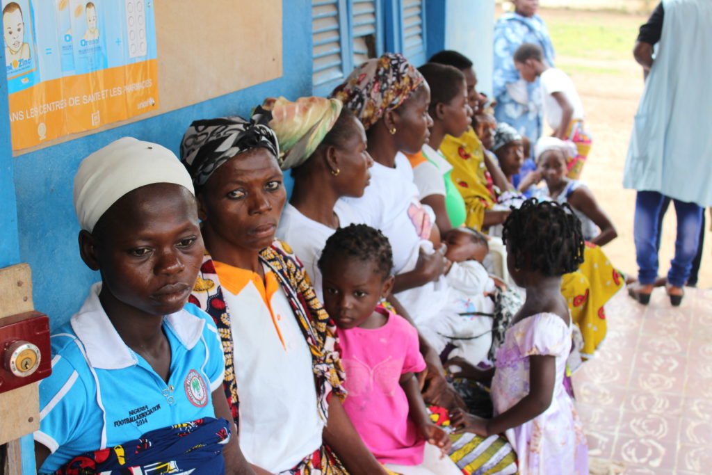 SeeChange4all's tweet photo. In Africa it is estimated that 500 million people need vision correction but do not have the eyeglasses they need. 

Our three-year program alongside @_VAO in #Ethiopia, has enabled over 180,000 people to be screened, 50% of them were women and children. https://t.co/aO8Bd6grUI https://t.co/c4grxJ1T4x