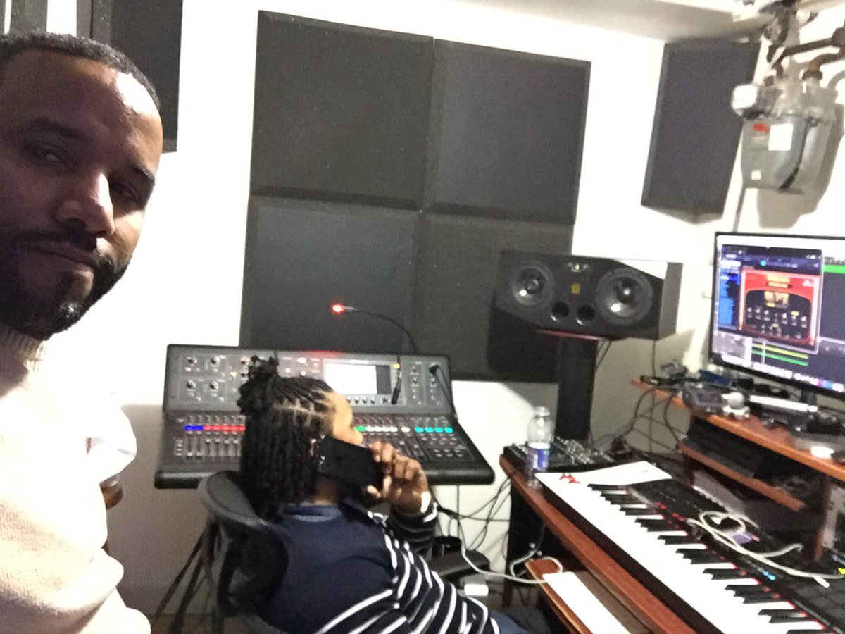 DaveQuinonesNYC's tweet photo. Thank you God.. pushing and driven! This score is going to be amazing! #Focused #SetLife #ProducerLife #Producer #FilmScore #Music #TVSeries #DavidQuinones #AlJoStudios #HolyGroundMusicGroupLLC #Brooklyn #Production #Credit https://t.co/hMKBotyulp