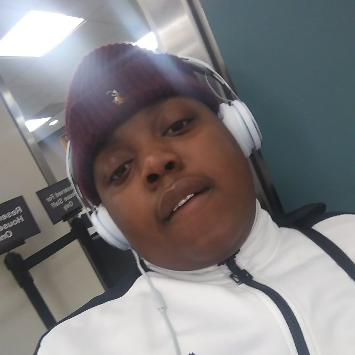 cravck tweet picture
