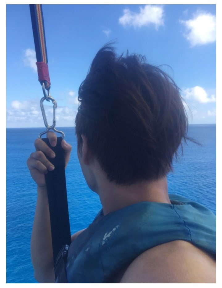 EXO_VISUALS's tweet photo. Nothing compares to the excitement of exploring every corner of the earth with the person you love most by your side.

#EXOL #BestFanArmy #iHeartAwards @weareoneEXO https://t.co/9A8eS7yjoa