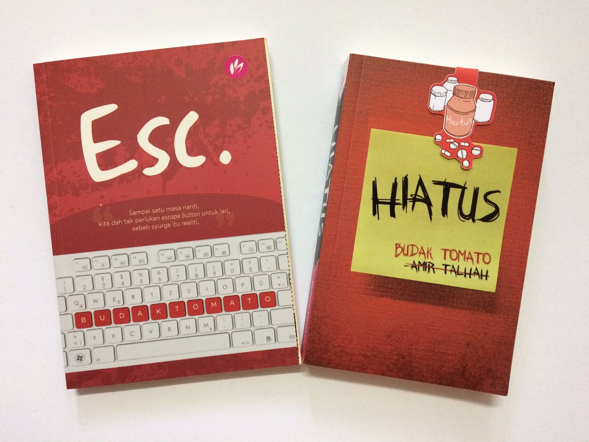 ainsyakirahmz's tweet photo. Mato mato, kenapalah suka tulis penghujung cerita yg tergantung sepi 😭
Ingat senang ka nak move dari #EscMato dulu tu 😭 ni nak kena move dengan #hiatusMato pulak.
Tulis lagi plis. Nak baca lagi. 
Buku @budaktomato selesai, sekarang buku @RaudhatulHifza pulak #RaudhahDetour 💪🏻 https://t.co/A41Jpj9j0X
