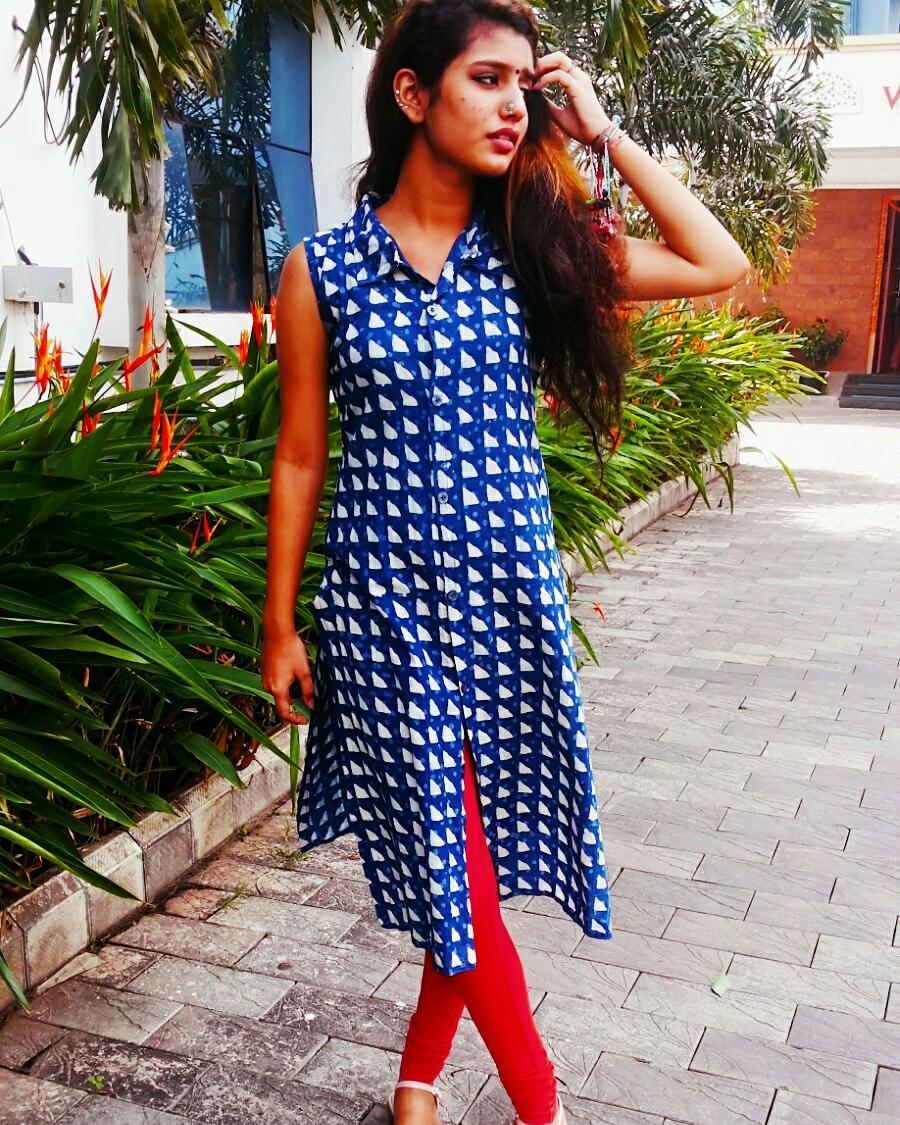 PriyaPVarrier19's tweet photo. @PriyaPVarrier19 #PriyaPrakashVarrier #PriyaVarrier #Priya #Varrier #PriyaprakashvarrierFC https://t.co/xY9XFQdgPm