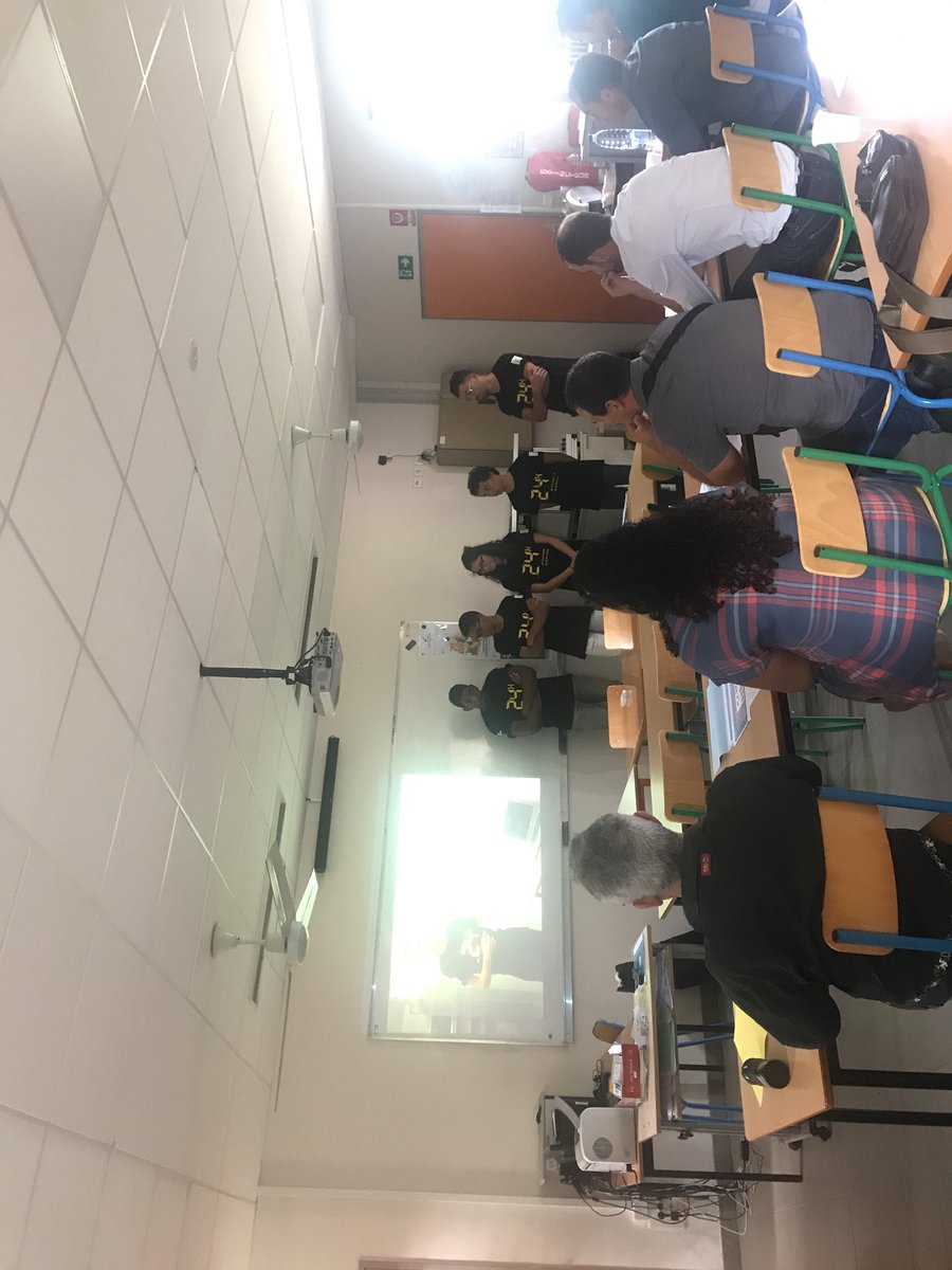 LyceeLagourgue's tweet photo. Au tour du groupe 4 sur la réduction de la consommation électrique #24Hinno974 @24Hinno974 @Cardierun @ARDIINEXA @EDF_Reunion https://t.co/EOVgPdJdIZ