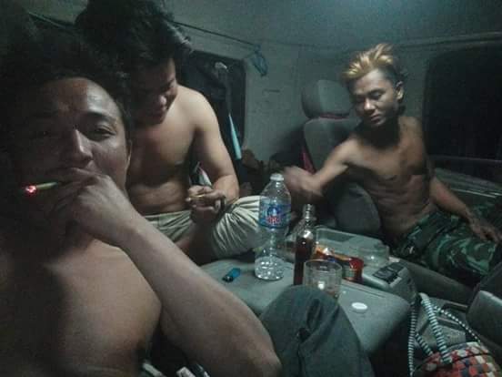 ok44587550's tweet photo. ခ်စ္တယ္ဆိုခ်ိန္းလိုက္ https://t.co/hkMQg3ZZ9w