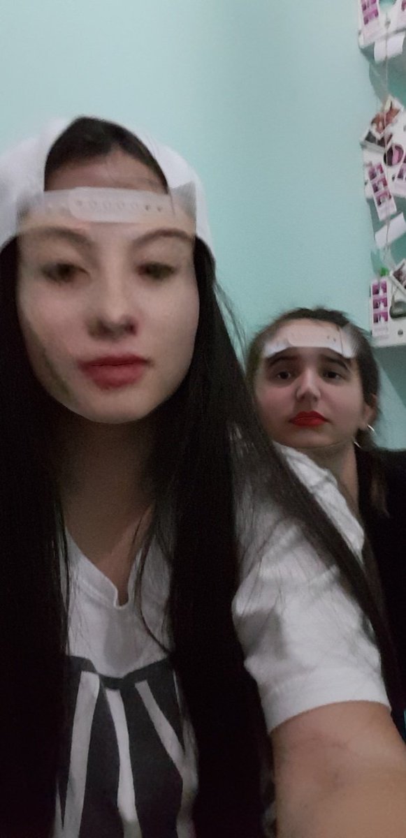 SofiTroche28's tweet photo. #SelfieForGF @morigt_ toma @GonzaaFonseca https://t.co/dIFy4lER4P