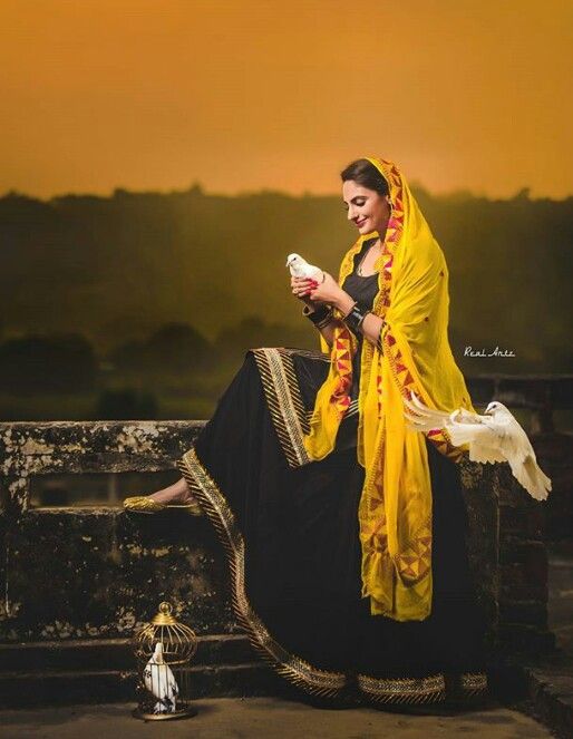 loom_the's tweet photo. A moment of stillness!!
.
.
When the soothing rays of setting sun create the medieval charm to glorify beauty at its best..
.
.
#photography #indianbeauty #sunset #pegion #theloom
.
📷 : Pinterest https://t.co/NRhzl1Hana