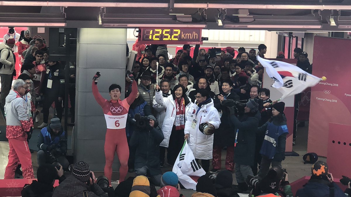 yourssun's tweet photo. #[2018평창동계올림픽] 윤성빈선수 고맙습니다 https://t.co/D70GBxX8pl