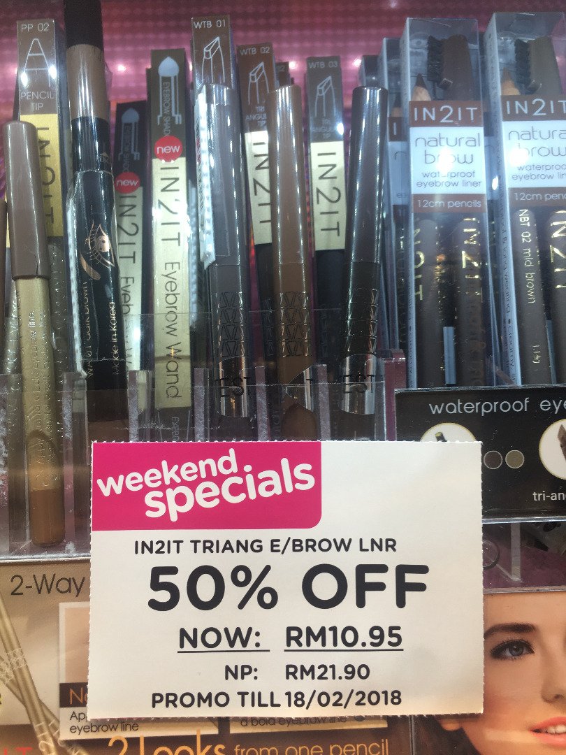 rotikaya's tweet photo. 🔥🔥 Watsons Big Big Sale Minggu Ini! 🔥🔥

Cepat! Serbu Watsons yang berdekatan dengan anda. Banyak barangan dengan harga yang pasti akan buat anda mahu borong satu kedai. 

Harga promosi sah sehingga hujung minggu ini. Jadi, tunggu apa lagi, serbu Watsons! 

*sementara stok ada https://t.co/lOamACxJVq