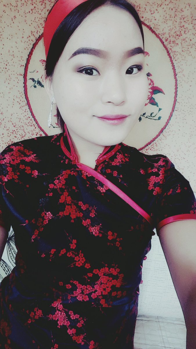 Заа манайхан сайхан шинэлээрэй 😊