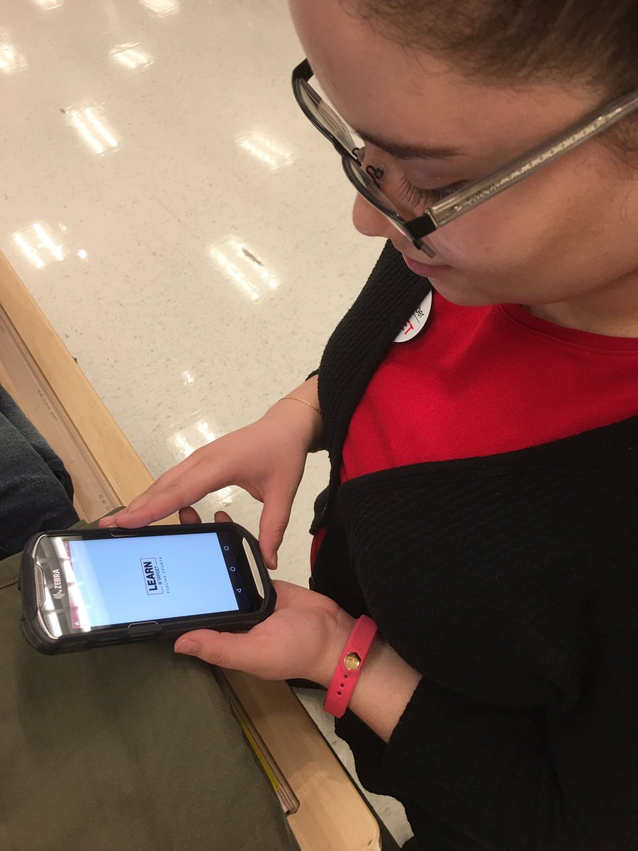 New Team member Alexandria's first day in softlines spent learning more about style and she's super excited! #styleattarget #learnattarget #universaltread