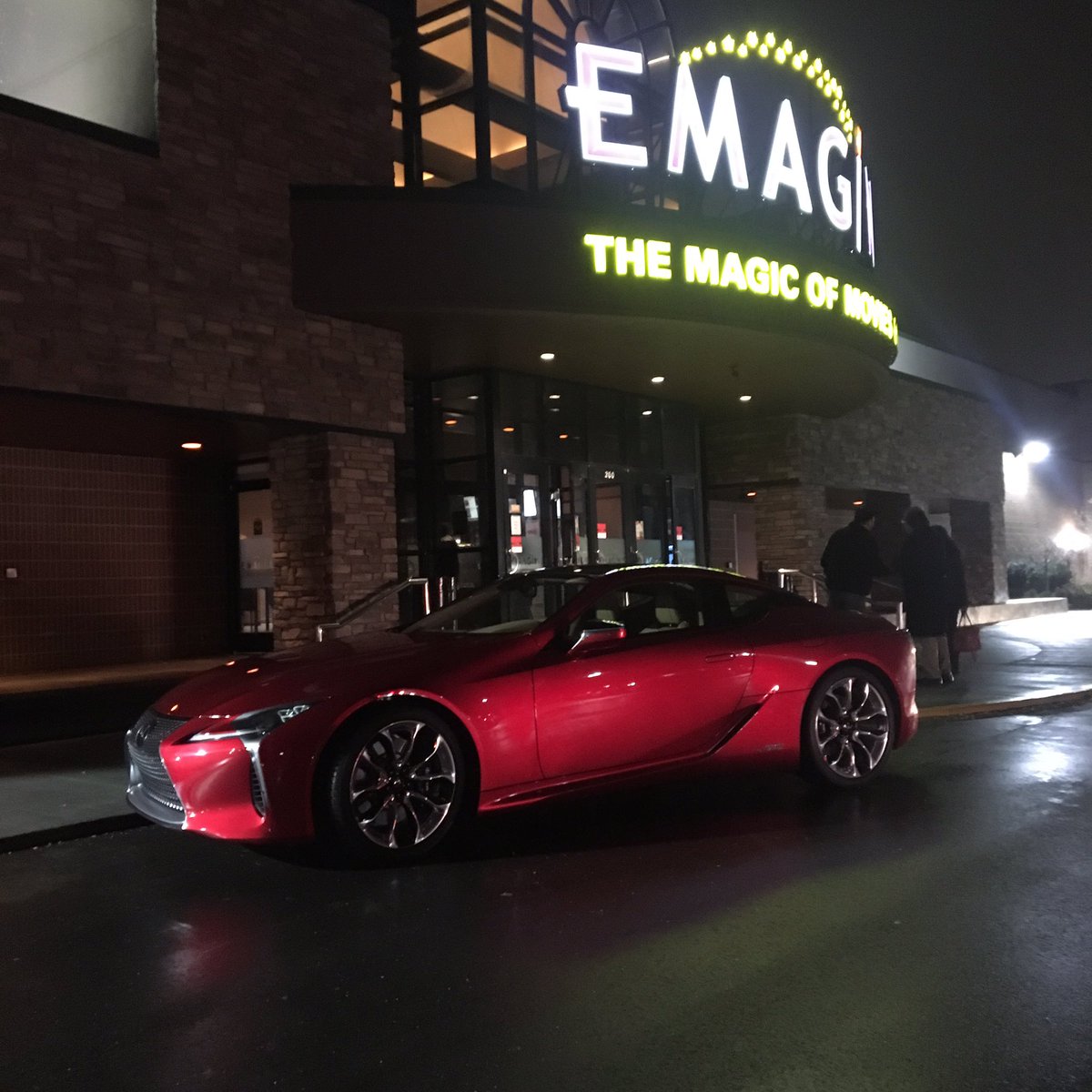 therealautoblog's tweet photo. Two awesome things: #LC500 + #BlackPanther. Great film, great night! #LexusBP https://t.co/aKKFWFnxDe