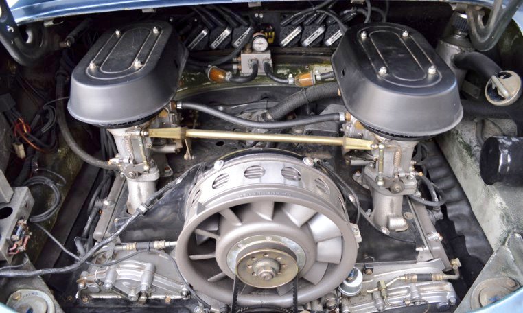 BCJr's tweet image. Late #TargaThursday!🍻✨✌

1978 #Porsche #911SC #Targa!👌
#BackDate 1973 #911RSR #IMSA

@PorscheRetail @Porsche911UK
@PorscheSauce @HelenGoff
@oliveri_pablo @Cosito1Horacio
@Bertieschip @vividcloudofwat
@FAFBulldog @LienhardRacing 👊💥