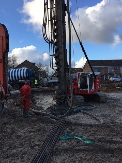 DijkstraDraisma's tweet photo. Voor Van Alckmaer voor Wonen bouwen we in Alkmaar 49 appartementen. De appartementen worden NOM ready uitgevoerd. Dit zorgt voor een hoge isolatiewaarde, een lage Qv10 en lage energielast! De appartementen zijn straks klaar voor de transformatie naar NOM. #duurzaam #nomready https://t.co/iJOBbbKrYA