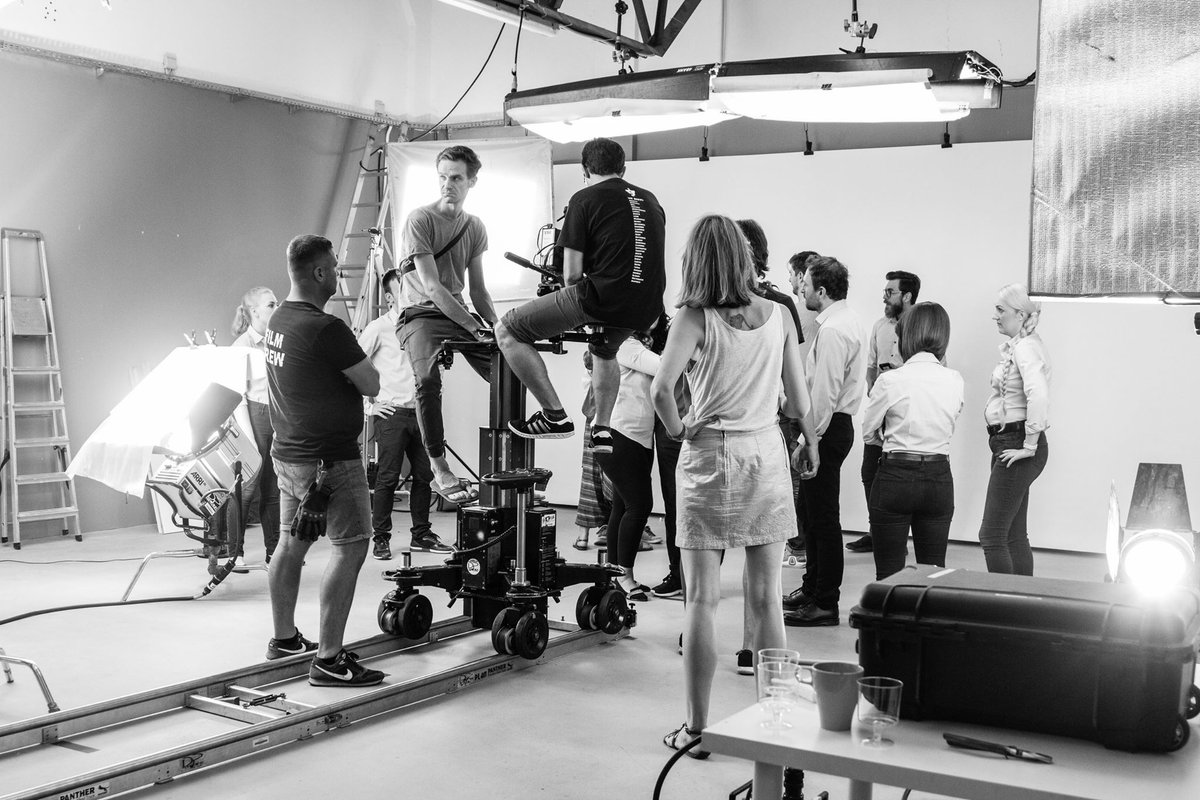 visualheads's tweet photo. #inea #visualheads #backstage https://t.co/ru2nTIcRir