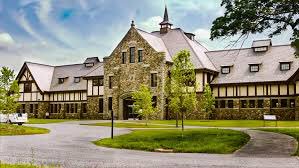 alanjji18's tweet photo. When I read about Mr. Delamere’s manor, I immediately thought about Duke Farms. There are actually some weird resemblances: both are large, former private estates, and the both were given away after the owner’s death (or intended to be, in Mr. Delamere’s case). #TMOT23 https://t.co/IrinwwLYje