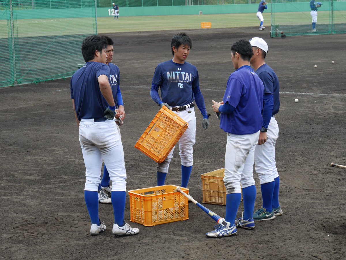 日本体育大学硬式野球部 Na Twitterze バッティング開始 日体大野球部 久米島キャンプ 5日目