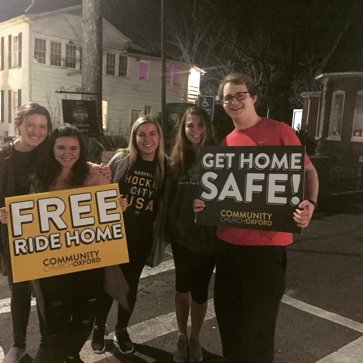 fishrobinson's tweet photo. Hey #OleMissStudents #GetHomeSafe with @CommunityOxford #SquareMinistry #FreeRides We are out tonight look for us! https://t.co/GGUVC5PqEh
