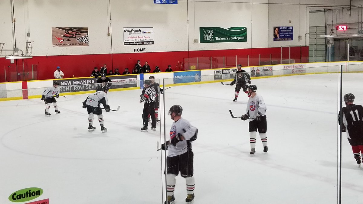Islanders 8 Blackhawks 5 at the Annual WCTA Dave Creamer Memorial Hockey Game.