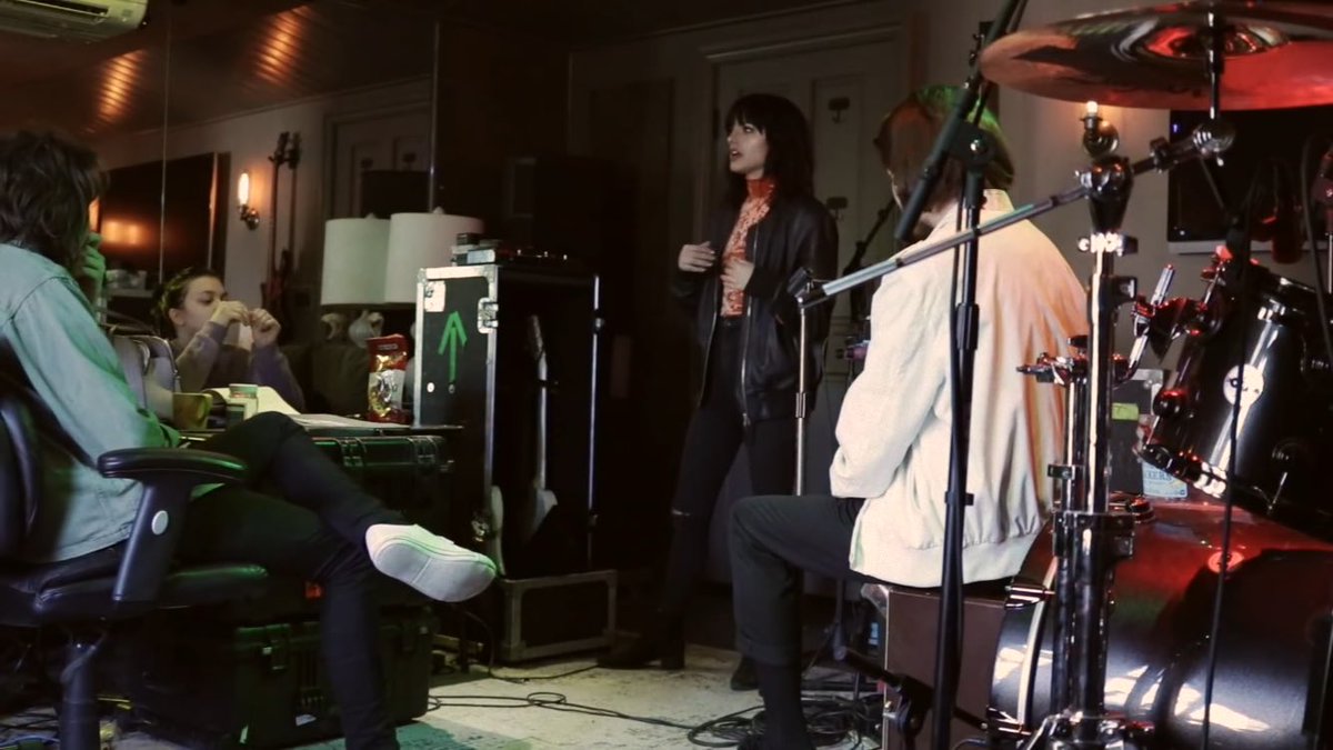 HeyVioletJP's tweet photo. ユーチューブにて新しい動画が公開されました！

https://t.co/KjW6bRJEcx https://t.co/MY4FyDO06m
