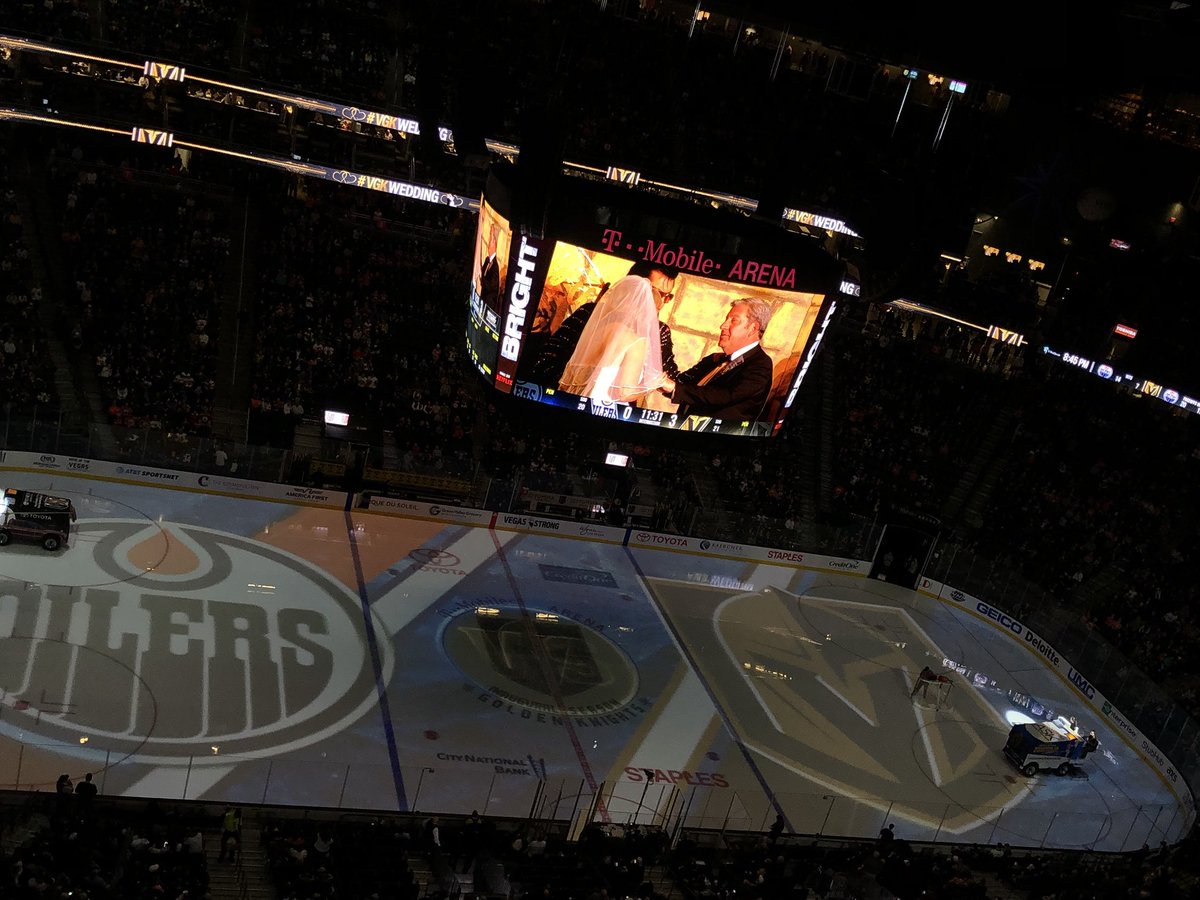 SinCityTimes's tweet photo. #vgkwedding https://t.co/pRm25heD9g
