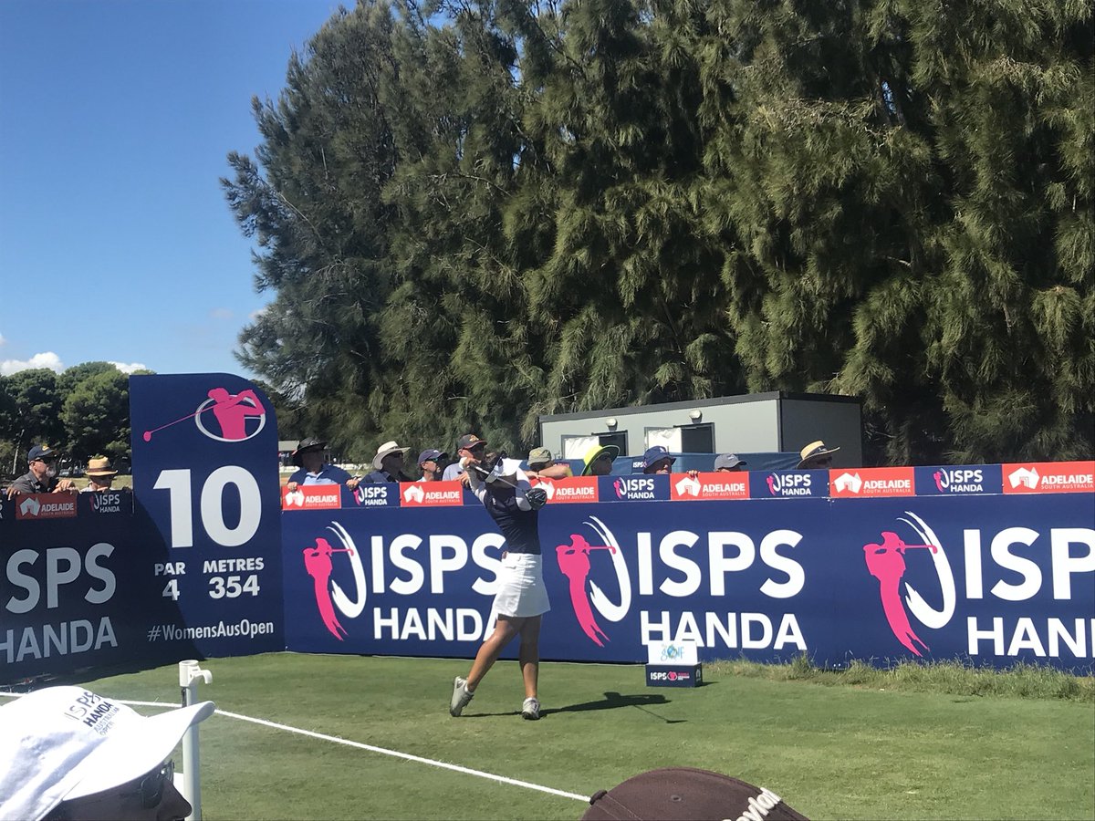 WomensAusOpen's tweet image. .@suohgolf starts the back 9. Currently +2 overall, hovering around the projected cut line ✂️

Birdies wanted ✅ #WomensAusOpen #ExpectBrilliance