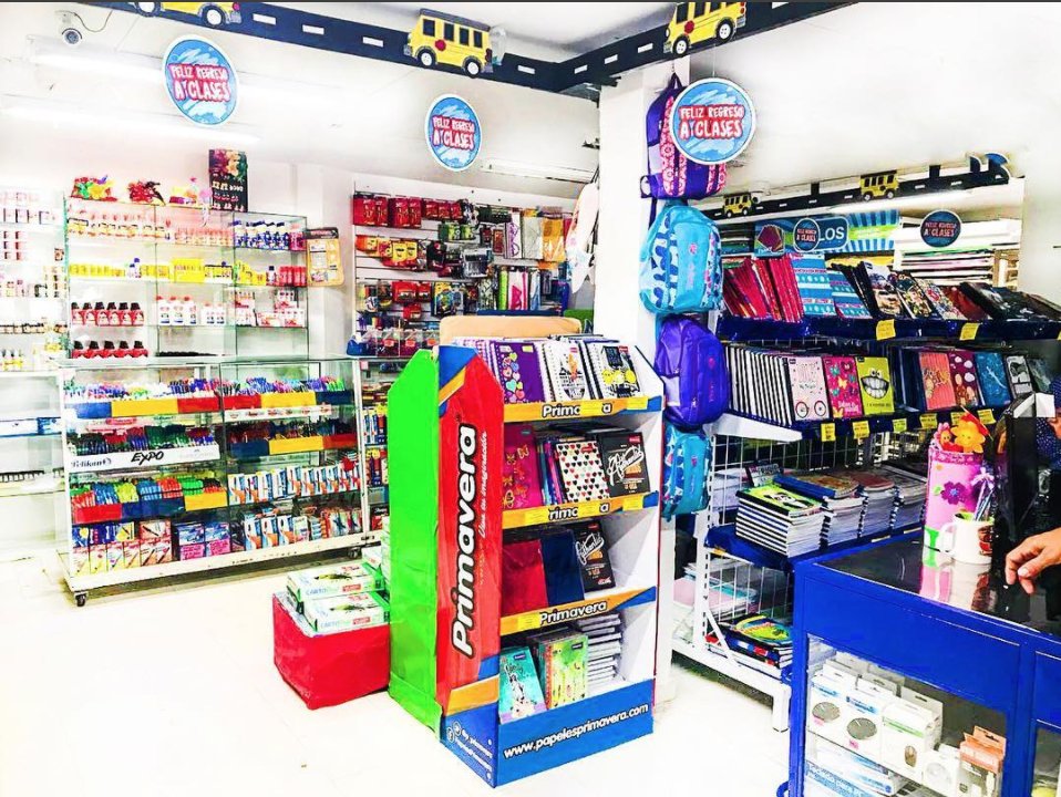 PAPELERIAKALOS's tweet photo. Bienvenidos. A nuestra papelería!!! Estás buscando útiles escolares para tus hijos? No dudes en visitarnos, en kalos encontrarás todo lo que necesitas a buen precio! #twitter #santamarta #colombia #utiesescolares #regresoaclases #felizjueves #like #l4l #f4f #papeleria https://t.co/ZBZ9GDNAta