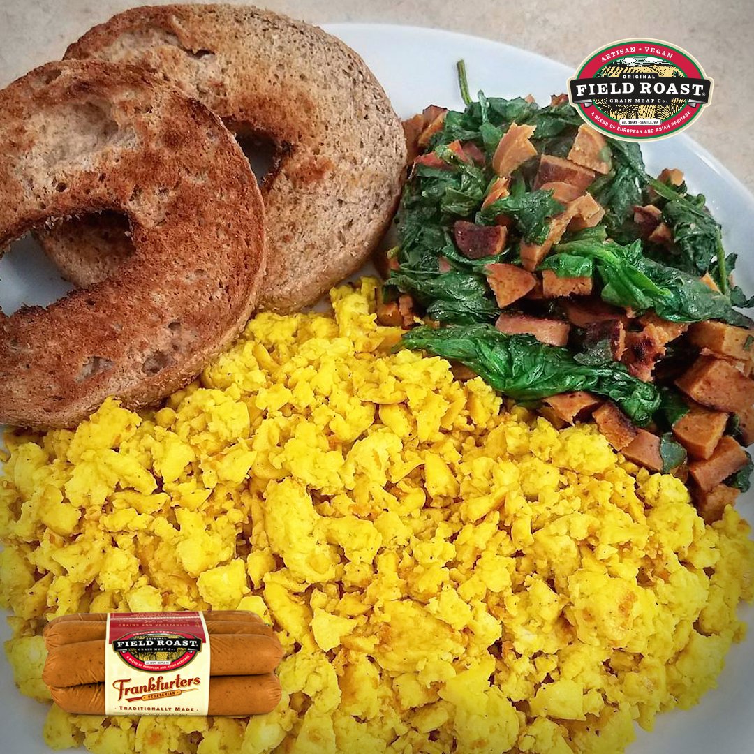 FieldRoastME's tweet photo. Prefect protein-powered homemade brunch idea from @queencolbra - wheat bagel, scrambled tofu w/ spinach and Field Roast Frankfurters. 🥯 🌿

#protein #homemade #brunch #bagel #scrambledtofu #tofu #spinach #frankfurter #evgansausage #veganfrankfurters #plantpowered #vegan #weekend https://t.co/EOHM7FFzhu