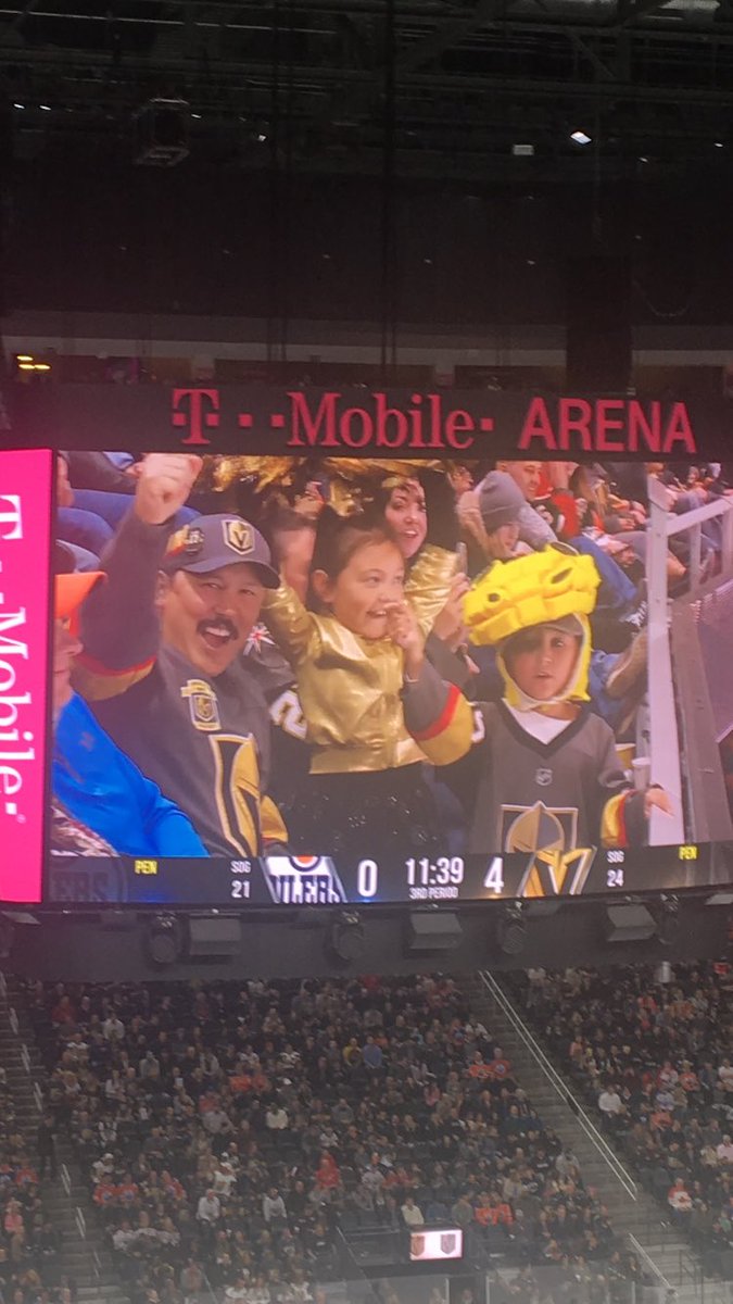 HockeyMomMafia's tweet photo. @GoldenKnights Mini Chance & our Jr Golden Ace!!
These two have been chanting "donuts" for 30 minutes! 🍩🍩
#vegasborn #minichance #goldenace https://t.co/xUDMqe6B6h