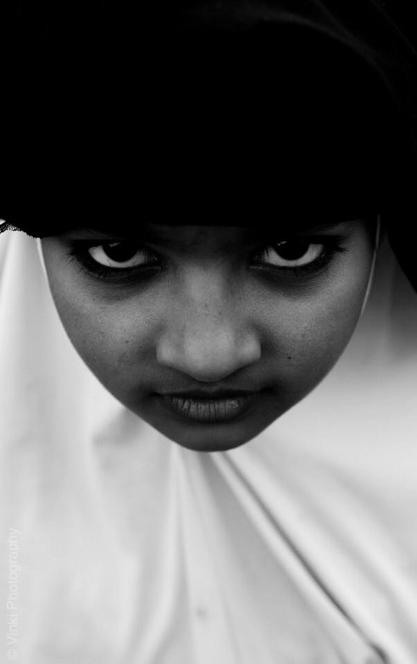 VinayDuttp's tweet photo. The Fearless Eyes
#fearless
#_vinki #igers #igersjodhpur #facesofjoshpur #minimalist #igersrajasthan #jodhpur #jodhpurphotography #suncity #_soi #_woi #_coi #clickindiaclick #streetphotography #maibhisadakchap #rajasthanblog #rajasthanphotography #500px #nikond750 https://t.co/JUUbYDKDqF