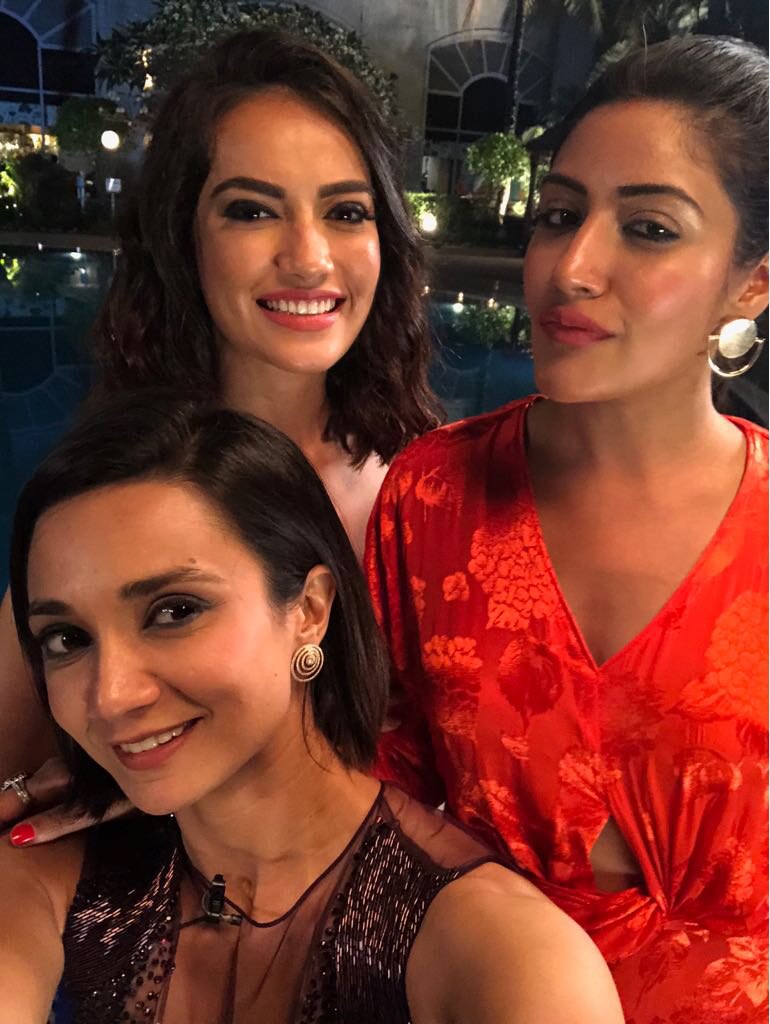 It was so good to be part of the finale episode of #ATableForTwo #zeecafe with @SurbhiChandna and #iradubey