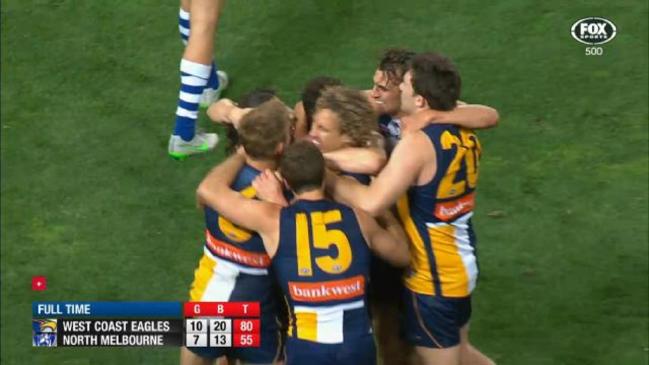 SportSentral's tweet photo. Live: AFLX Melbourne tournament... via @foxsportsaus https://t.co/3C3g6acI2u https://t.co/Pe3D8YTvLg