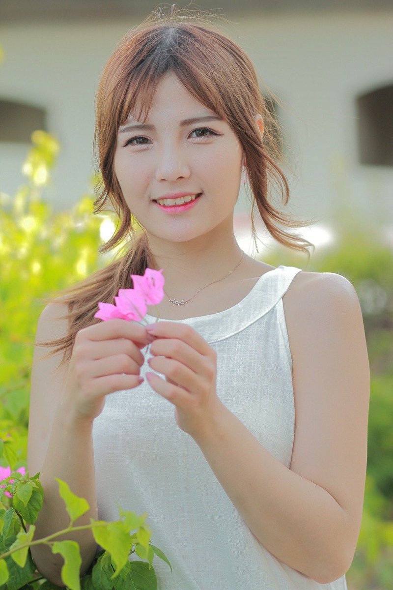 TongPoBi's tweet photo. ��女私密交友，微信 byzam666#约炮达人 #美女 #小视频 #福利 #交友 #约会 #成人 #长腿 #两性 #大胸 #性感 #可爱 #北京 #制服 #SM  #援交 #聊天 #泡妞 #把妹 #PUA #pua #性爱 #广州 #深圳 #吃鸡 #口交 #外围 #骚女 #双飞 #无套 #内射 #3p https://t.co/UkUoapFw2Y