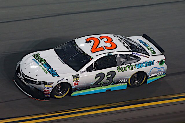 graygaulding's tweet photo. Had fun, learned a lot, and ready to go racing on Sunday thanks to @EarthWaterHQ &amp; @tcn_country! https://t.co/sFOoT9Oh6m
