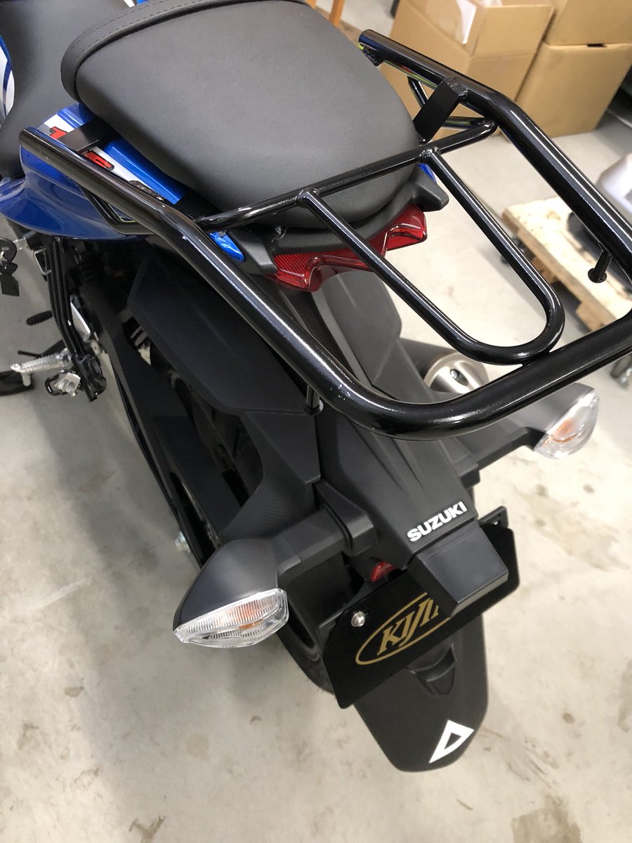 公式 キジマ 2021年シーズンインっ On Twitter スズキ Gsx R125 色々取り付け確認出来ました ˊ ˋ Mfdドッカーズ東京本店 Mfd Tokyo 様いつも車両貸し出しありがとうございます W リアキャリア ヘルメットロック テック06ウインカーミラーは取り付け