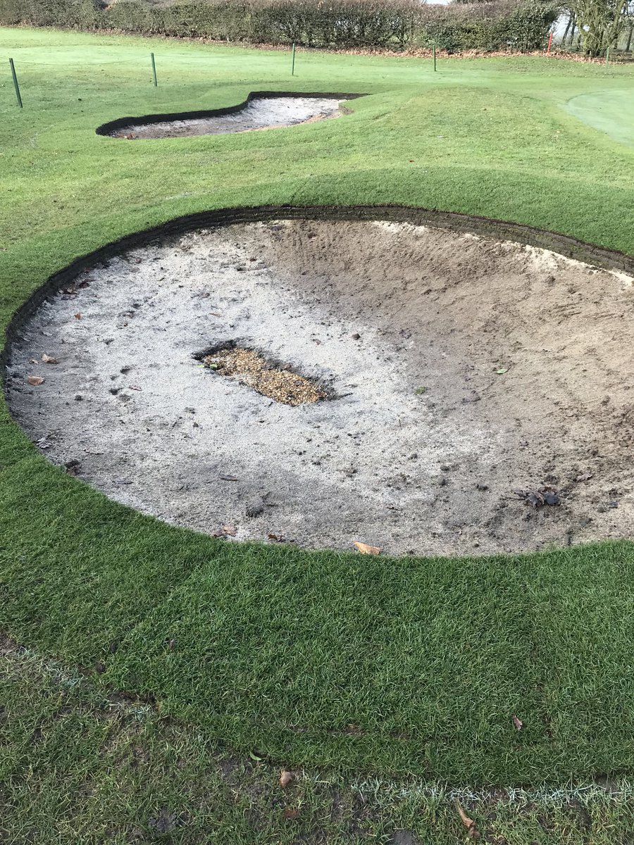 MartinDavidGuy1's tweet photo. @WestEssexGC Bunker reconstruction complete at 3rd hole st the West, New sand to follow. https://t.co/SRofyk0wbQ