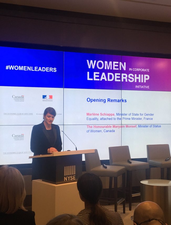 GEFeminin's tweet photo. .@MarleneSchiappa défend le leadership au féminin à New York et salue notamment le travail remarquable d'Elisabeth Richard d'#Engie   https://t.co/vn7Sqtuj4y https://t.co/7tVP0u8HQ4