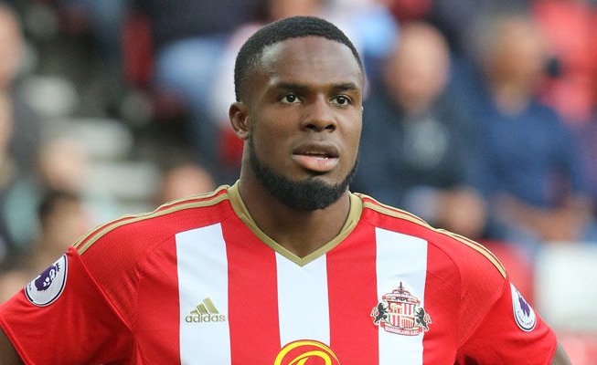 allafrica's tweet photo. Soccer Star Anichebe Back in England: https://t.co/qMPZETGy1w #Nigeria #Anichebe https://t.co/Hy22NEdNrO