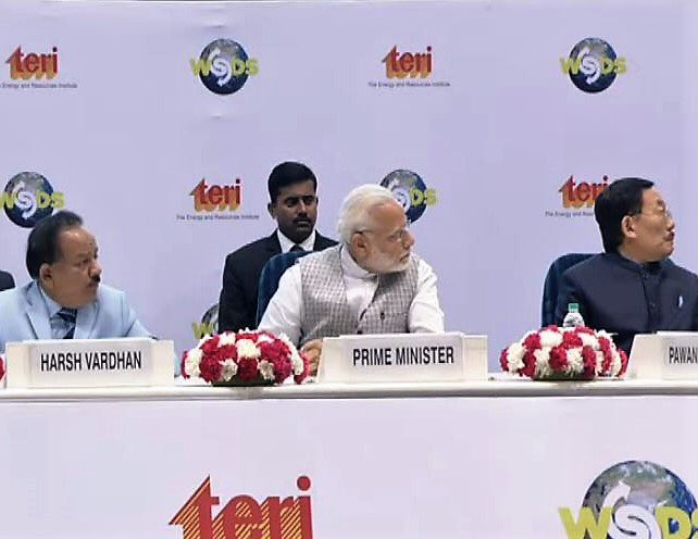 drharshvardhan's tweet photo. #WSDS2018 – For us in #India, #ProtectionofEnvironment is an article of faith. It is a part of our culture. By performing #GreenGoodDeeds, we are connecting to nature &amp; connecting with nature means connecting with ourselves. https://t.co/ixwABLjtUN