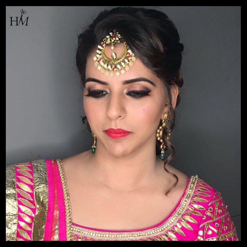 HM_Mumbai's tweet photo. Too glam to give a damn with your #MakeUp done right by #Nilofer at #HairMasters Luxury Salon. Book your appointment today: +91 96439 09080.#Luxury #Salon #Classy #Fabulous #Pretty #OnPoint #Pink #Gorgeous #Pampering #ArtDirectors #Makover #Trendy #Beauty #Consultation https://t.co/LMt238NWzg