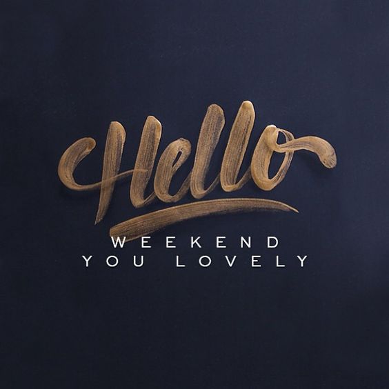 PureformLindsay's tweet photo. To all my lovelies out there, greet the weekend with a smile! https://t.co/yGNrizx1mz