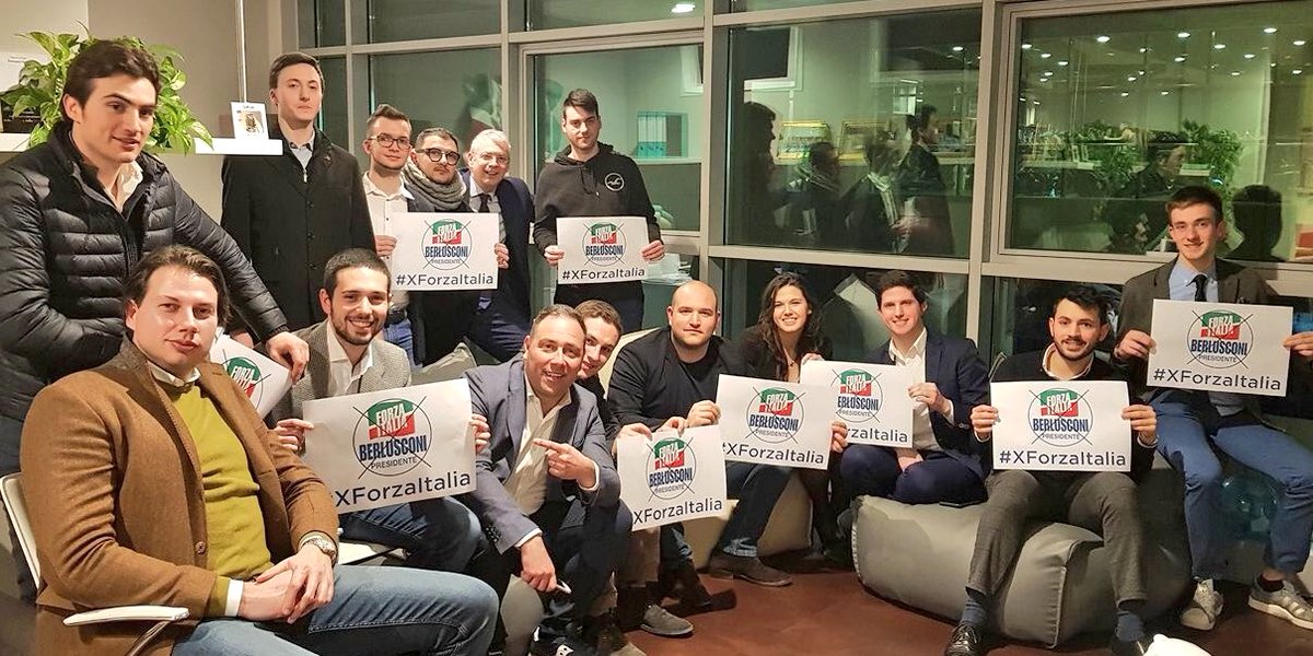 fi_giovani's tweet photo. È ancora #Milano #Roma #Treviso #Salerno #RoadTo4Marzo #AvantiFinoAllaVittoria! @CalabriaTw @forza_italia https://t.co/PvSAwC9fct