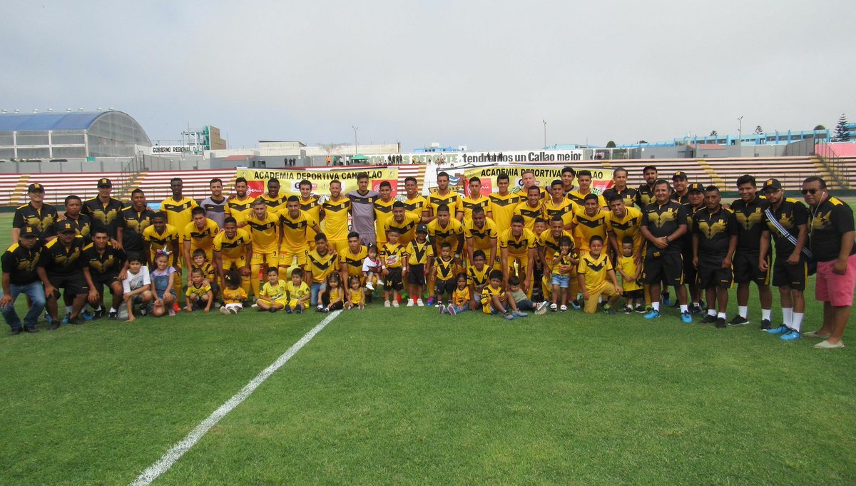 Cantolao 2018 #familia 🐬⚽️