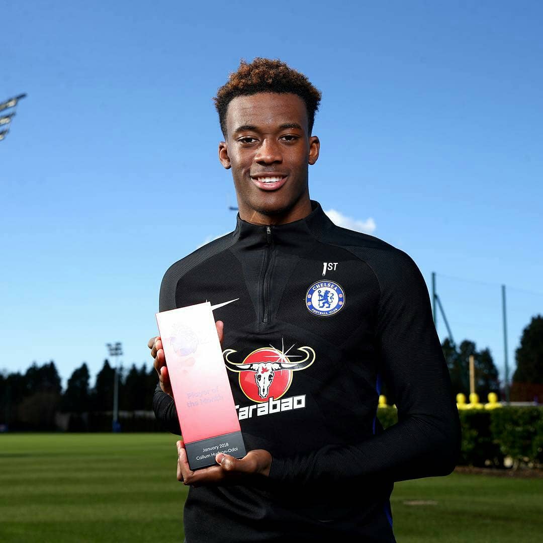 ciscbgr's tweet image. Selamat , @willianborges88 memenangkan Penghargaan Goal Terbaik EPL Bulan Januari | vs Brighton Hove and Albion
@calteck10 memenangkan Penghargaan Pemain EPL 2 Terbaik Bulan Januari

@chelseafc 🙌
#ThisIsCISC 
#ciscbgr 
#raincityblues