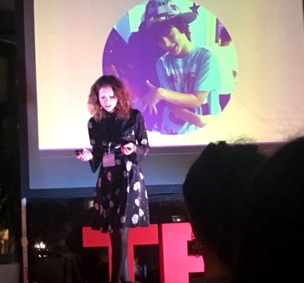 viacomtalent's tweet photo. Our amazing SVP of Social Responsibility &amp; Co-founder/Executive Director of @mtvstayingalive Georgia Arnold did her first TED talk! 👍🏻 👏🏻

 #gva365x4 #TEDTalks  #tedxcamden  #camden #camdentown #london #uk #ted #viacomtalent #vimntalent #viatalent https://t.co/R1OfD9MEOZ