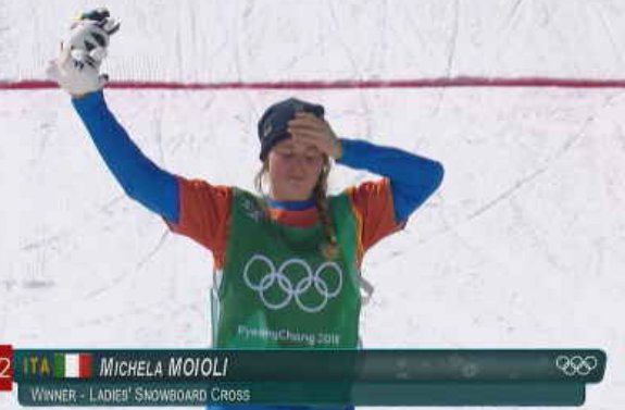 tg2rai's tweet photo. Olimpiadi di #PyeongChang2018 . Arriva la medaglia d'oro per #MichelaMoioli che vince il primo titolo olimpico nella storia dello #snowboard cross italiano. "Se è un sogno non svegliatemi". Al #tg2rai delle ore 13,00 https://t.co/3whTbn65TZ