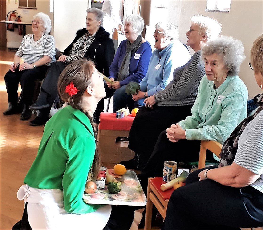proteindance's tweet photo. We had a great day yesterday visiting 2 local #carehomes #greenwich with our show specially made for #olderpeople We even met the oldest Green Grocer in town! 28 years working with #fruit &amp; #vegetables #RealLifeRealDance #maycontainfood https://t.co/053MIuFBLU